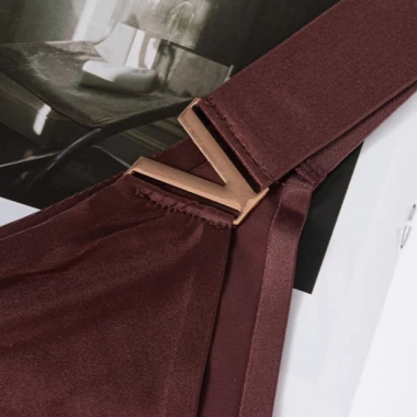 Quần lót nữ lụa bóng không viền chữ V, bikini cạp kim loại thể thao gợi cảm - Giá chỉ 55.000₫ 9