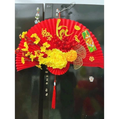 Quạt giấy trang trí Tết - Khánh treo Tết giá 140.000 (giảm từ 170.800) – Độc đáo, sinh khí 10