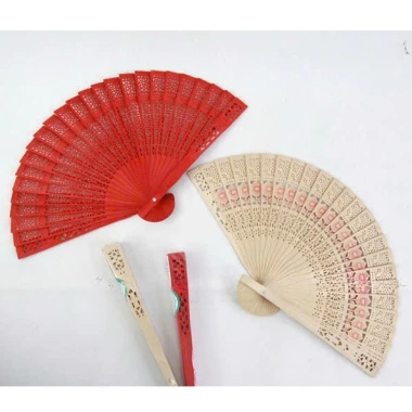 Quạt Gỗ Mộc Đỏ Trang Trí Tết - Quạt Cầm Tay Áo Dài Giá 18.000 VND Giảm Giá