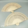 Quạt Gỗ Mộc Đỏ Trang Trí Tết - Quạt Cầm Tay Áo Dài Giá 18.000 VND Giảm Giá 5