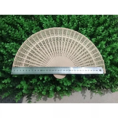 Quạt gỗ nan xòe phong cách Trung Hoa - Trang trí Tết sang trọng, giảm giá 22% 5 Quạt gỗ nan xòe phong cách Trung Hoa - Trang trí Tết sang trọng, giảm giá 22% 5