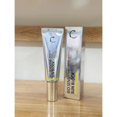 Rẻ vô địch 2.027-2.028 Chính hãng Kem chống nắng tone SPF50+++ Chuskin 50ml Hàn Quốc