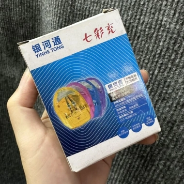 Sạc Kẹp Pin Đa Năng cho Điện Thoại & Máy Ảnh - LED Nhấp Nháy, Ngắt Khi Đầy, Giá 25.000₫