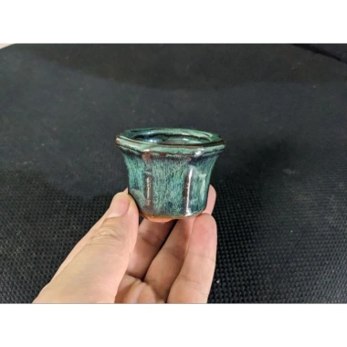 Sale 6k - Chậu bonsai mini ktpb 3-5cm sen đá sương rồng men xanh hỏa biến, chỉ 60.000₫