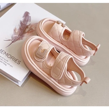Sandal Bé Gái 3-15 tuổi Siêu Mềm Nhẹ Dép Quai Hậu Đi Học, Chơi - 171.000 VNĐ