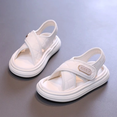 Sandal cao cấp bé 2.024 êm chân thoải mái năng động đi học đi chơi giá 224.250₫