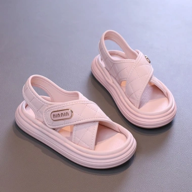 Sandal cao cấp bé 2.024 êm chân thoải mái năng động đi học đi chơi giá 224.250₫
