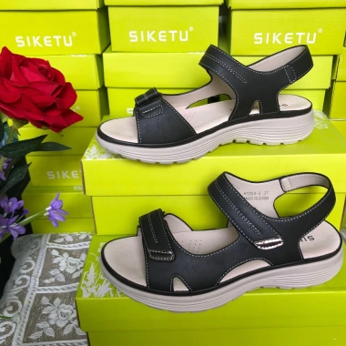 Sandal Nữ Quai Ngang Siêu Nhẹ Khóa Dán - Đế Gót 3cm, Phong Cách Khỏe Khoắn, 425k