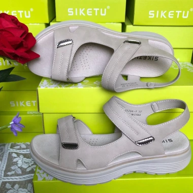 Sandal Nữ Quai Ngang Siêu Nhẹ Khóa Dán - Đế Gót 3cm, Phong Cách Khỏe Khoắn, 425k