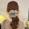 Scrunchies Da Báo Xếp Ly Thanh Lịch - Phụ Kiện Tóc Nữ Giá 32.615 VNĐ 5
