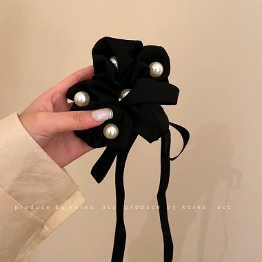 Scrunchies lụa thắt nơ tiểu thư bé gái – Đính hạt trai nhân tạo, xinh xắn, giá 21.340đ