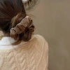 Scrunchies nhung dày bản to chun buộc tóc giá ưu đãi 15.500 VND phong cách và độ bền 6