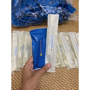 Set 10 Bàn Chải Đánh Răng Hàng Không + Kem Mini Du Lịch - Giá Ưu Đãi 44.100₫ 2