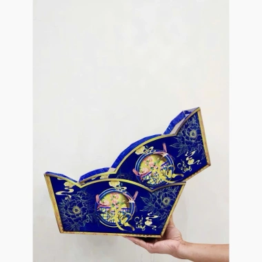 Set 10 khay thuyền mẫu xuân cát tường - Giỏ quà Tết 2.026 giảm giá 135k