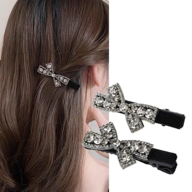 Set 2 Kẹp Tóc Nhung Đen Đính Đá - Nơ Nhẹ Nhàng, Đẹp Điệu Dào Tiểu Thư, Giá 18.900₫
