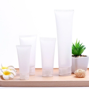 Set 3 chai nhựa mỹ phẩm đựng kem, đánh răng, dầu gội, sữa rửa mặt 8.230 VND
