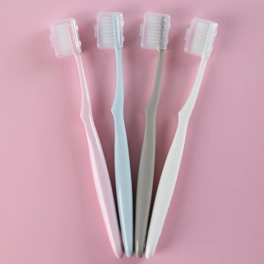 Set 4 bàn chải đánh răng du lịch tiện lợi có hộp - Giá chỉ 22.000đ, giảm mạnh 5 Set 4 bàn chải đánh răng du lịch tiện lợi có hộp - Giá chỉ 22.000đ, giảm mạnh 5