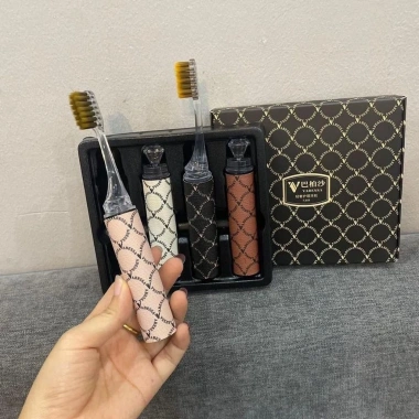 Set 4 Bàn Chải Gấp Gọn Hoạ Tiết Đẹp Lông Mềm Mại Fullbox Giá 59.999 VND