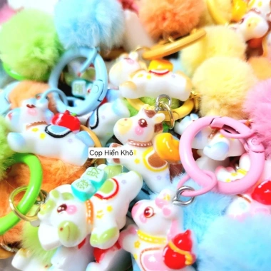 Set 5 túi mù móc khóa charm Ngọ Tết 2.026 - Nhiều màu đẹp, chỉ 20.000 VND