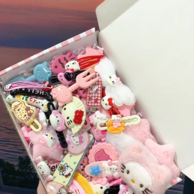 Set 50 Kẹp Tóc Hello Kitty, Hộp + Thiệp - Quà tặng sinh nhật, Valentine, 8/3, giá 169k