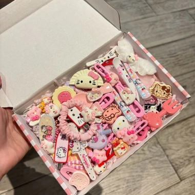 Set 50 Kẹp Tóc Hello Kitty, Hộp + Thiệp - Quà tặng sinh nhật, Valentine, 8/3, giá 169k