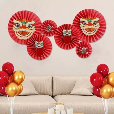 Set 6 Quạt Đầu Lân Đỏ – Phụ Kiện Tráng Trí Tết Nguyên Đán Khuyến Mãi Giá 5.000₫ 5