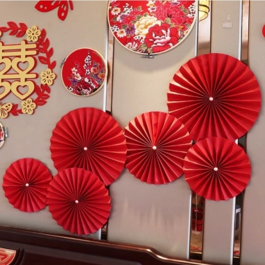 Set 6 Quạt Đầu Lân Đỏ – Phụ Kiện Tráng Trí Tết Nguyên Đán Khuyến Mãi Giá 5.000₫ 9