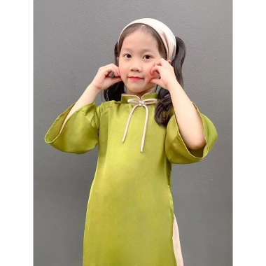 Set áo dài cách tân bé và mẹ, vải lụa cao cấp dáng suông xanh cốm 320k