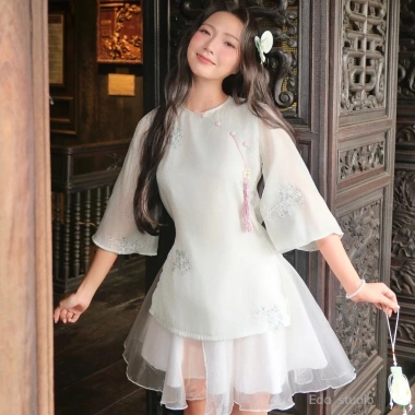 Set Áo Dài Cách Tân Tết 2.026 Bigsize + Dây – Đính Nút Tơ Thêu Hoa, Chân Váy Bóng Kính Xinh, 165k