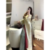 Set áo dài gấm 4 tà 3 màu Lannie đính hoa full gấm rêu hồng đỏ Giá ưu đãi 660.000₫ 7