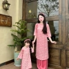 Sét Áo Dài Mẹ & Bé Gái Lụa Gấm Hai Da Cao Cấp – Dịu Êm, Sang Trọng, Tết 2.026