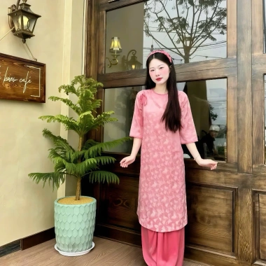 Sét Áo Dài Mẹ & Bé Gái Lụa Gấm Hai Da Cao Cấp – Dịu Êm, Sang Trọng, Tết 2.026 3 Sét Áo Dài Mẹ & Bé Gái Lụa Gấm Hai Da Cao Cấp – Dịu Êm, Sang Trọng, Tết 2.026 3