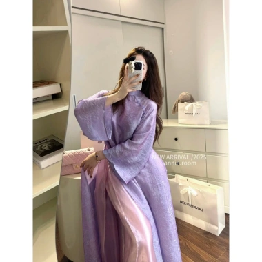 Set áo dài tím nhạt viền hoa và quần lụa suông hồng - Lanie Room Giá ưu đãi 680k 6