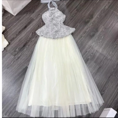 Set Áo Yếm Ren Hoa Nở + Chân Váy Lưới Xoè Bồng Bềnh - Tiệc Tết, Lễ Hội, Giá 99k 6 Set Áo Yếm Ren Hoa Nở + Chân Váy Lưới Xoè Bồng Bềnh - Tiệc Tết, Lễ Hội, Giá 99k 6