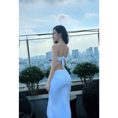 Set Bikini đồ bơi LB21 Lanbishop áo quây và chân váy xẻ tà trắng thời thượng giá 179.000₫