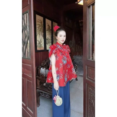 Set cách tân áo đỏ họa tiết + quần lụa xanh - Đồ nữ Tết giá ưu đãi 149k 9