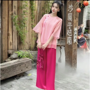 Set cách tân áo tơ ánh tằm đính nút tay lỡ + quần phi lụa ống rộng - mặc Tết, đi chùa, lễ hội, chỉ 85.000 VND Set cách tân áo tơ ánh tằm đính nút tay lỡ + quần phi lụa ống rộng - mặc Tết, đi chùa, lễ hội, chỉ 85.000 VND