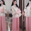 Set cách tân tay lỡ áo ren thêu đính nơ, quần lụa suông - Lễ Tết ưu đãi