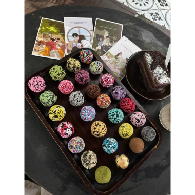 Set Chocolate Truffle Hoả Tốc Quà Valentine Hộp Quà + Túi + Thiệp Giá 80.000₫ 2