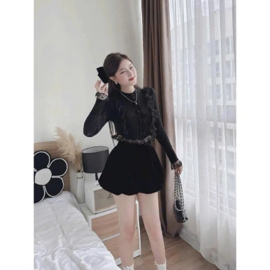 Set đồ nữ tiểu thư: Áo len xốp croptop ren + quần short nhung bồng - 179k