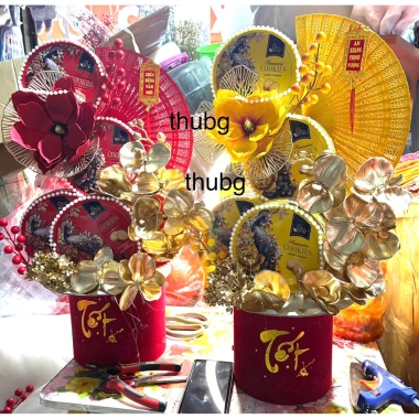 Set hoa trang trí Tết 2.024 - Bộ 5 cành, màu sắc rực rỡ, giảm giá chỉ 20.700 VND