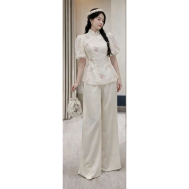 Set lam thiết kê thanh lịch áo gấm đỏ tay bồng cổ trụ rút dây sườn và quần suôg Giá ưu đãi 198.010 VND 7