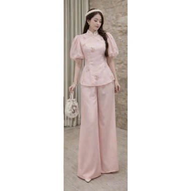 Set lam thiết kê thanh lịch áo gấm đỏ tay bồng cổ trụ rút dây sườn và quần suôg Giá ưu đãi 198.010 VND 8