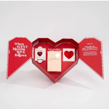 Set quà Armaf Scent Love 105ml Club Nui Thiệp nến và Charm túi trái tim, 949k