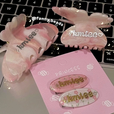 Set Quà Tặng Kẹp Tóc Custom Tên Hot Trend Dễ Thương Cho Bạn Gái Giá 30.000đ