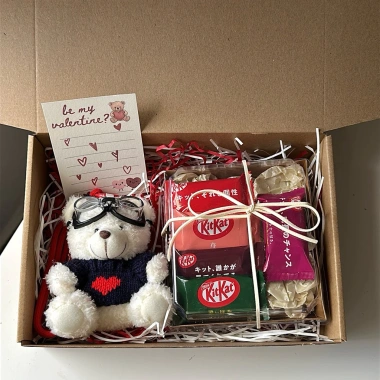 Set quà tặng Valentine handmade móc khóa gấu + socola, Mihalen - giá giảm 193.030₫ 7