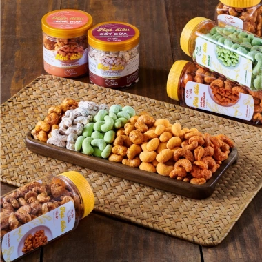 Set quà Tết Hạt Điều & Mứt Trái Cây - Trao Điều Lành, Gửi Trọn Tết An, Giá ưu đãi 641.000 VND 7