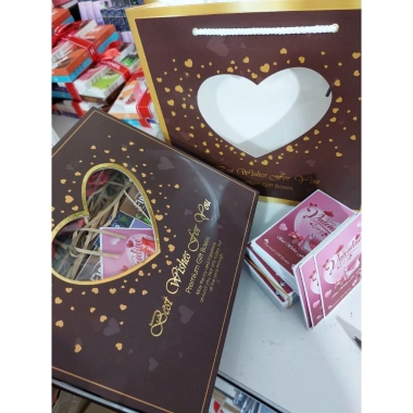 Set Quà Valentine Socola FIGO 20gr + Trang Trí Cửa Sổ, Mix Đen & Sữa - 75.000₫