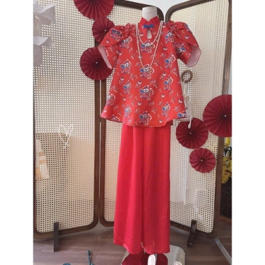 Set Tết 199k – Áo cách tân hoa sang trọng + Quần suông lụa nhẹ, giá ưu đãi