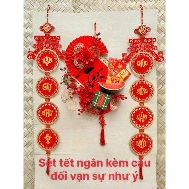 Sét Tết Ngắn Kèm Câu Đối Vạn Sự Như Ý - Phụ Kiện Trang Trí Đẹp 2.026 Giá 119.000₫